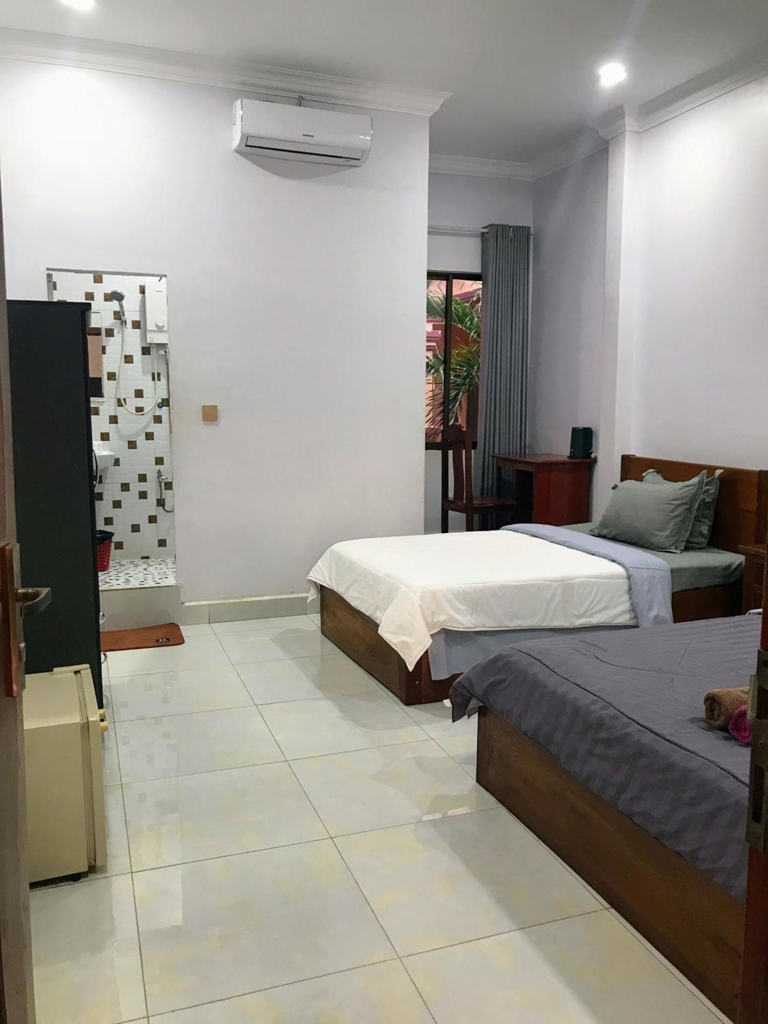 Orchid 101 Hotel Kampot Exterior photo